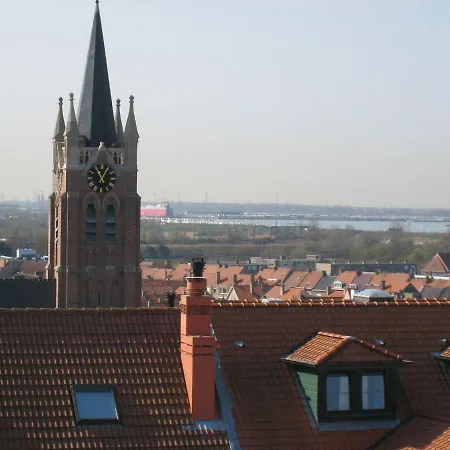 Appartement Attractive In With Terrace